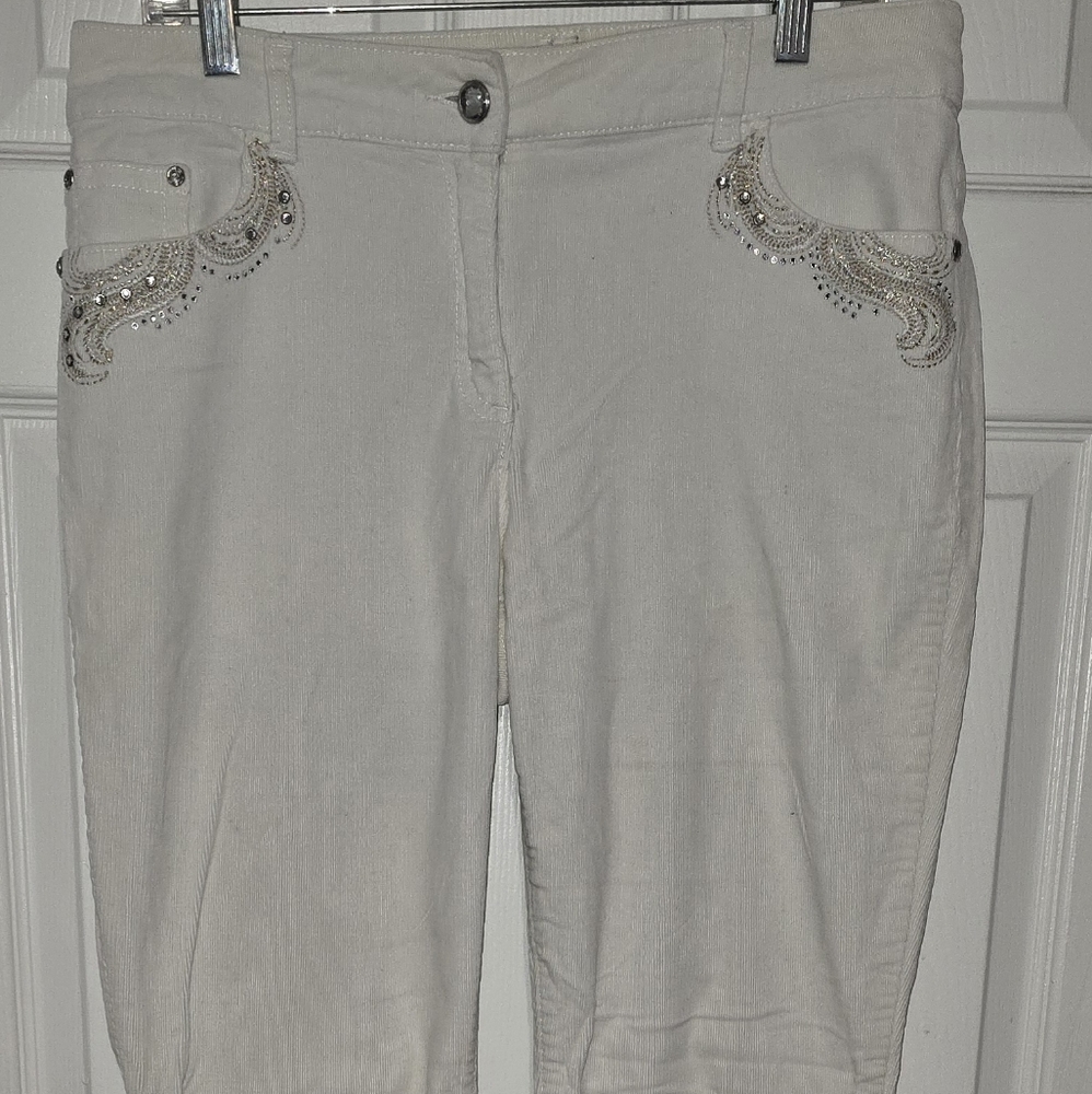 Chicos white jeans in a size 1.5